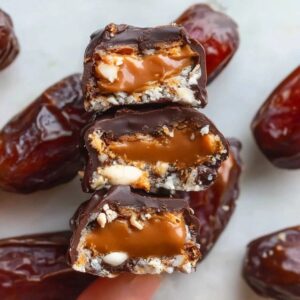 Chocolate Caramel Stuffed Dates (Medjool, Nut Butter, Caramel, Dark Chocolate, Flaky Salt, 30 Min)